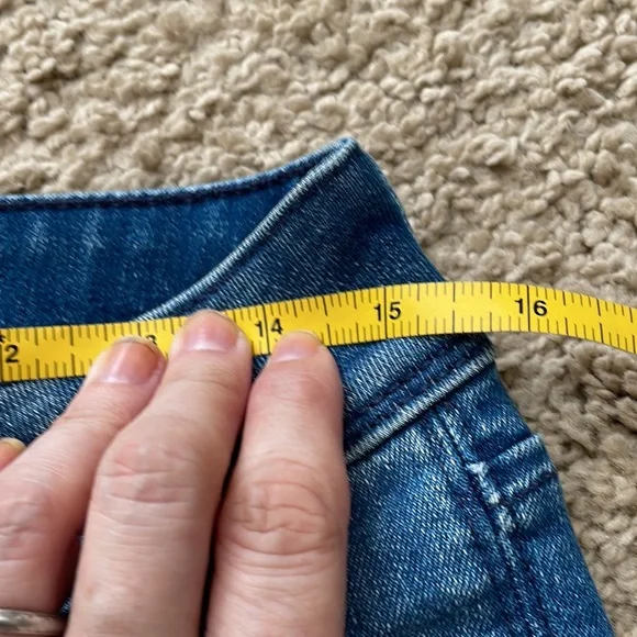 HUDSON COLLIN FLAP SKINNY CROP MED WASH BLUE SIZE 26 NWT - Picture 7 of 14